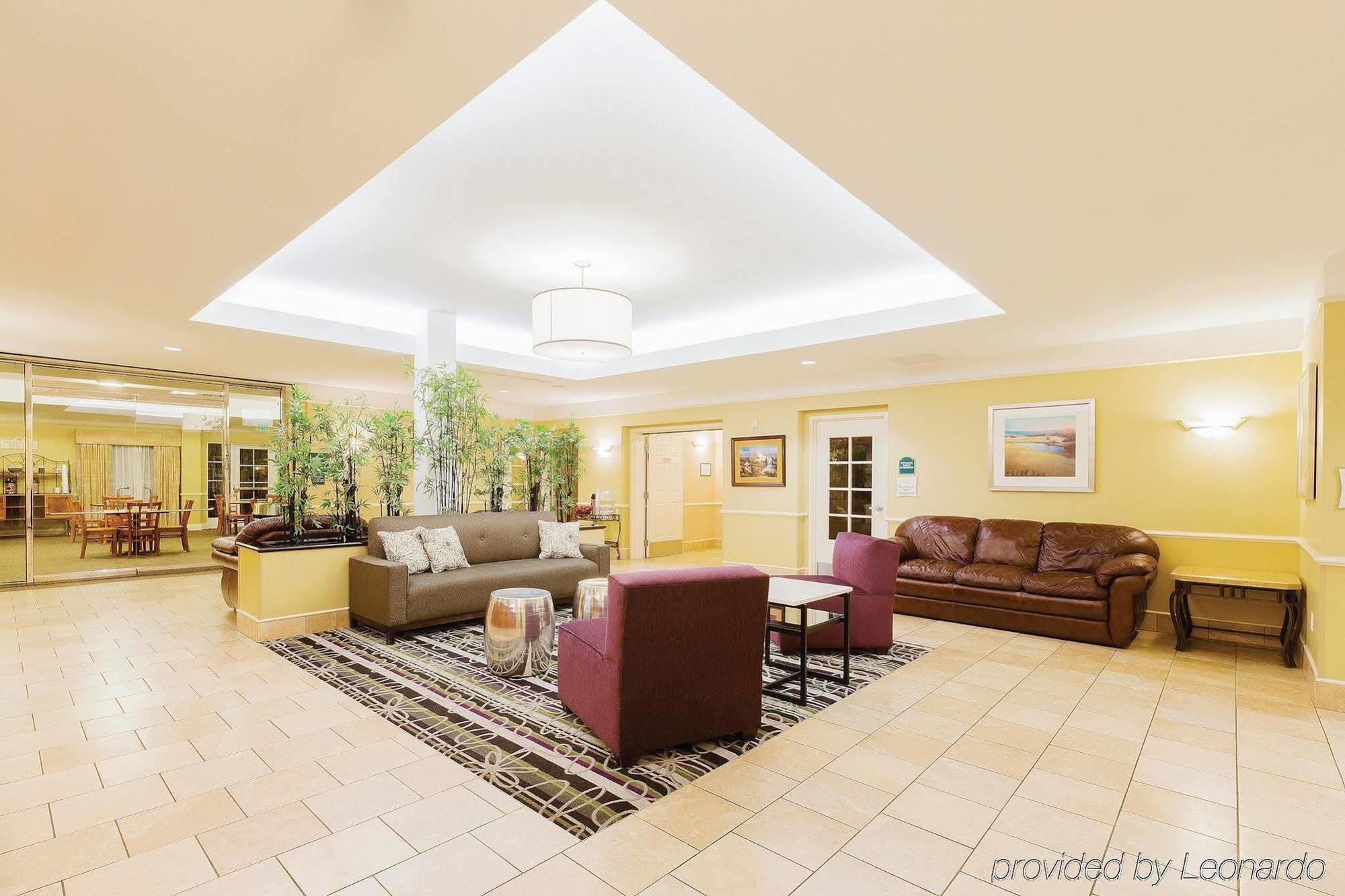 فندق لا كوينتا إن آند سويتس باي ويندام سانتا كلاريتا - فالنسيا Stevenson Ranch المظهر الخارجي الصورة